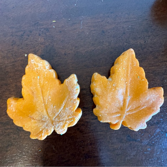 🦃 3/$12 🌲 till 12/18 🌲 VINTAGE HALLOWEEN/FALL shaped SOAPS - lot of 5 - Picture 2 of 4